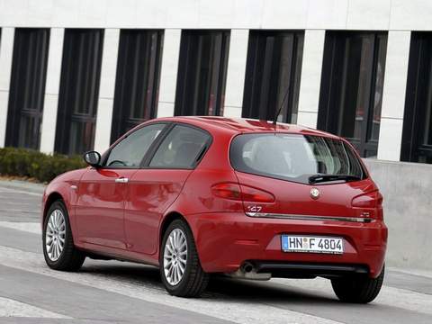 Alfa Romeo (Альфа Ромео)147 2 поколение хетчбэк 5-дв. 2.0 SS 2004–2010