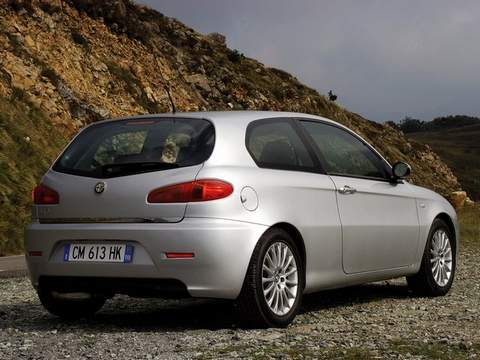 Alfa Romeo (Альфа Ромео)147 2 поколение хетчбэк 3-дв. 1.6 MT 2004–2010