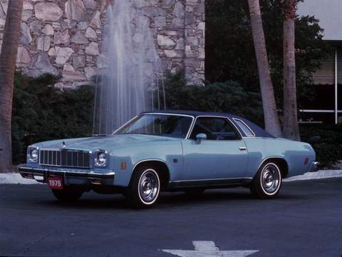 Chevrolet (Шевроле)Chevelle 3 поколение  [2-й рестайлинг] Classic купе 2-дв. 5.7 MT 1975–1975