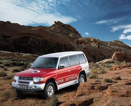 Hindustan (Хиндустан)Pajero 2 поколение внедорожник 2.8 TD MT 2002–н. в.