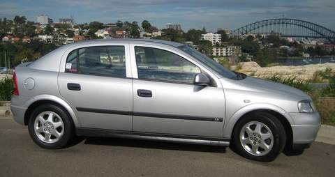 Holden (Холден)Astra 4 поколение хетчбэк 2.2 MT 2000–н. в.