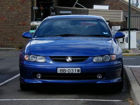 Holden (Холден)Monaro 3 поколение купе 5.7 MT 2001–2005