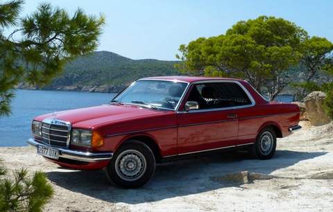 Mercedes-Benz (Мерседес-Бенц)E-Класс w123купе 2-дв. 300 D AT 1978–1979