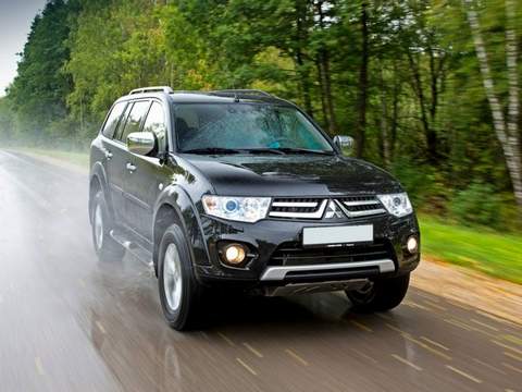 Mitsubishi (Митсубиси)Pajero Sport 2 поколение  [рестайлинг] внедорожник 2.5 DI-D AT AWD Ultimate S03 (2013) 2013–н. в.