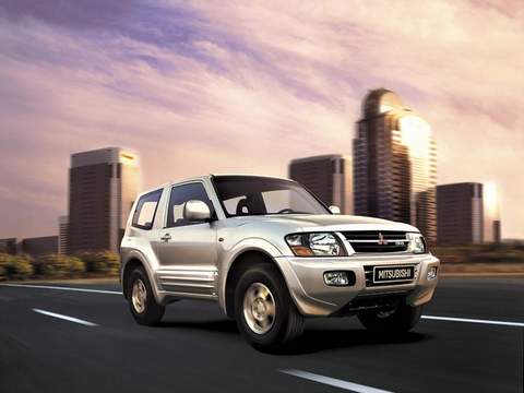 Mitsubishi (Митсубиси)Pajero 3 поколение внедорожник 3-дв. 3.5 AT 1999–2003