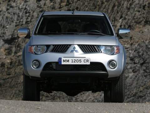 Mitsubishi (Митсубиси)L200 4 поколение пикап 4-дв. 2.5 DI-D AT Intense S94 2006–2011