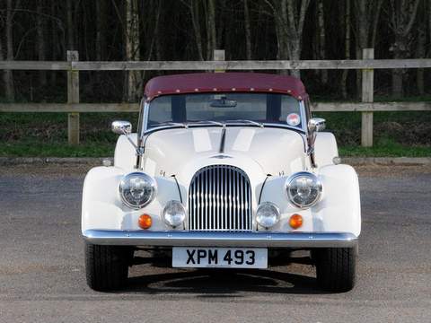 Morgan (Морган)Plus 8 1 поколение родстер 3.9 MT 1990–2000