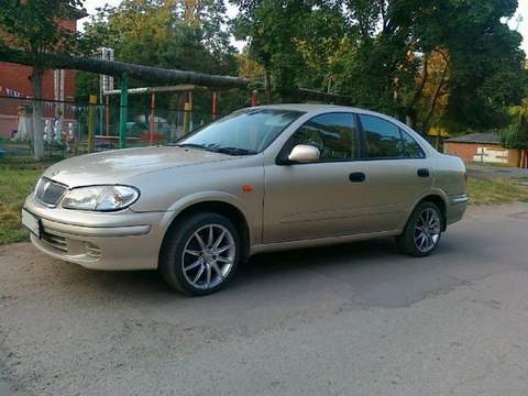 Nissan (Ниссан)Sunny N16седан 1.8 MT 2000–2003