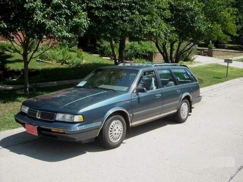 Oldsmobile (Олдсмобайл)Cutlass 5 поколение Ciera универсал 2.5 AT 1981–1991