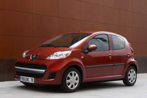 Peugeot (Пежо)107 1 поколение  [рестайлинг] хетчбэк 5-дв. 1.0 MT Access 2008–2012