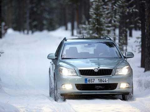 Skoda (Шкода)Octavia 2 поколение  [рестайлинг] Combi универсал 5-дв. 2.0 TDI DSG 4x4 2010–2013