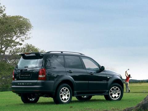 SsangYong (Санг йонг)Chairman W [рестайлинг] седан 3.2 AT FR 2011–н. в.