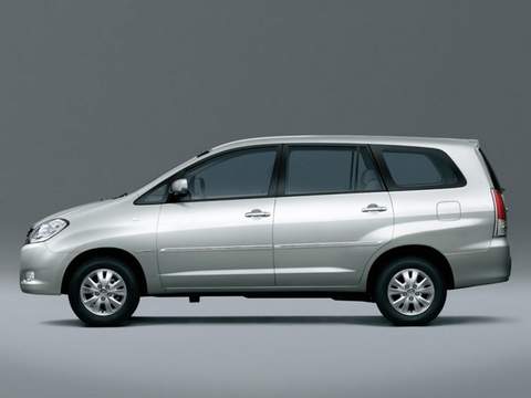 Toyota (Тойота)Innova 1 поколение  [рестайлинг] минивэн 2.5 D-4D MT 8seat 2008–2011