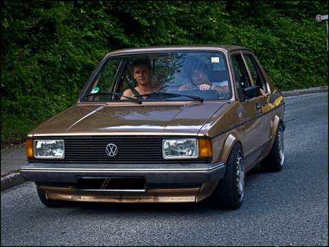 Volkswagen (Фольксваген)Jetta 1 поколение седан 4-дв. 1.6 MT 1981–1984