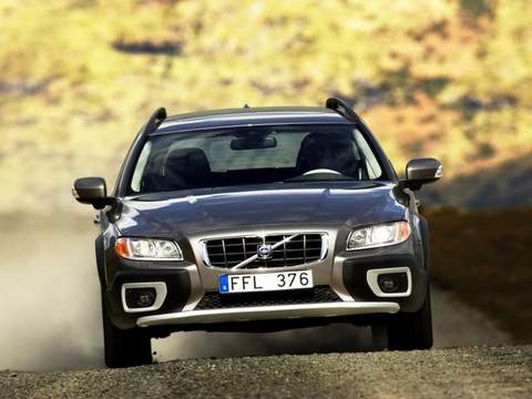 Volvo (Вольво)XC70 3 поколение универсал 2.4 D5 Geartronic Turbo AWD Специальная серия Kinetic 2007–2011